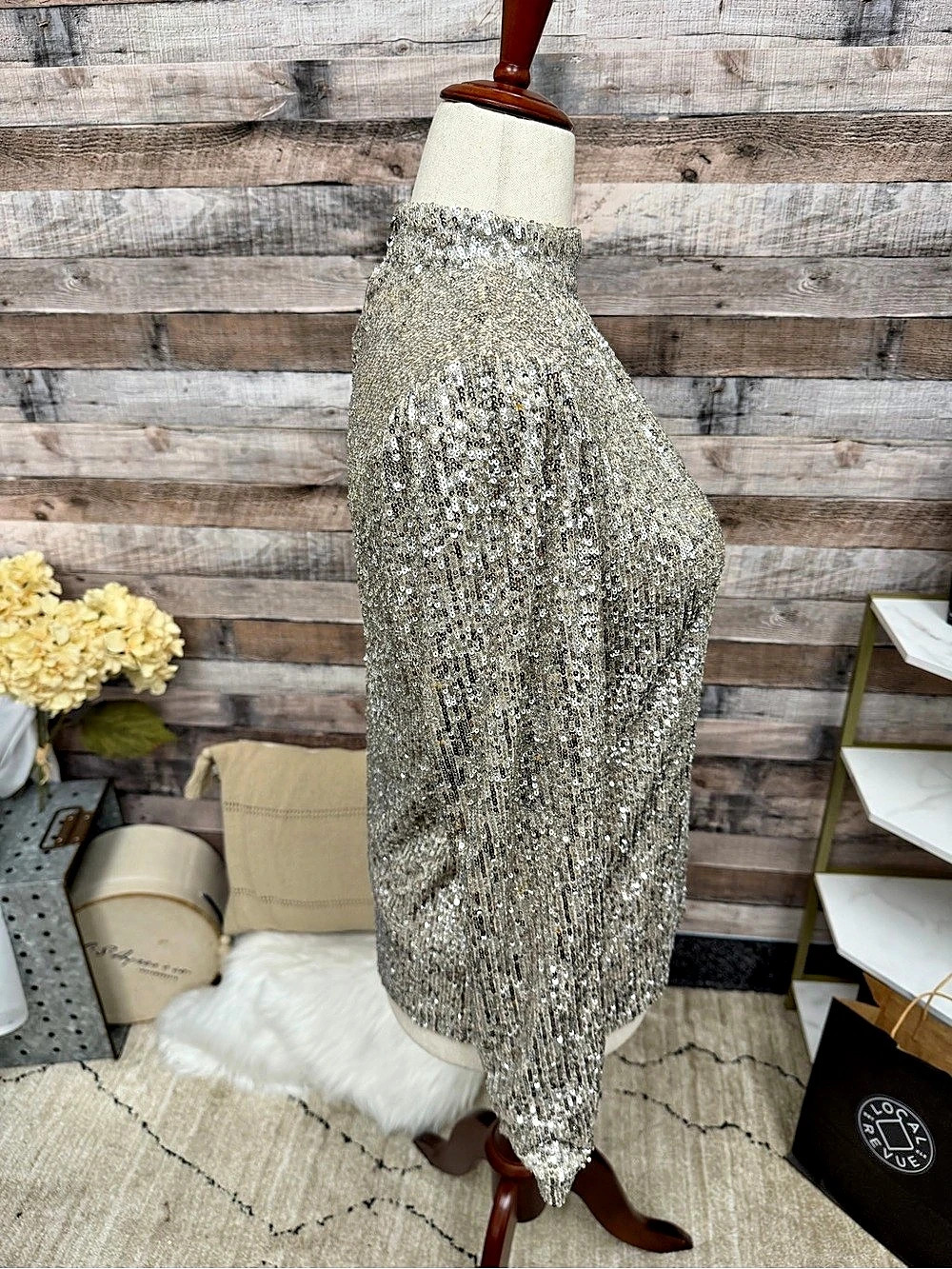 CABLE & GAUGE Gold Sequin Long Sleeve Blouse - Picture 4 of 5